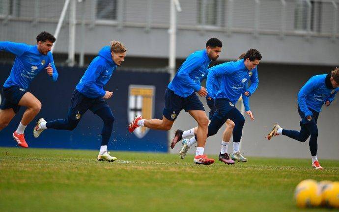 包含亚特兰大对战帕尔马，双方实力相当谁会获胜？的词条