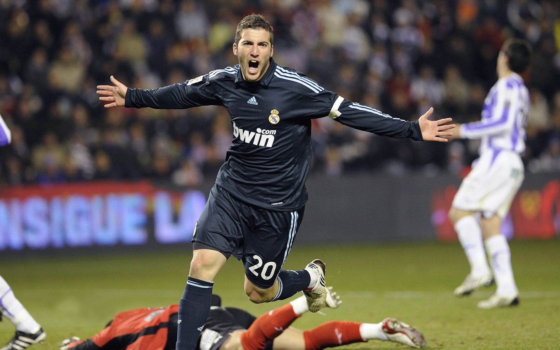 开云体育app-当爵士遇见公牛，小贾伦·杰克逊的生涯之夜与篮球的永恒对话