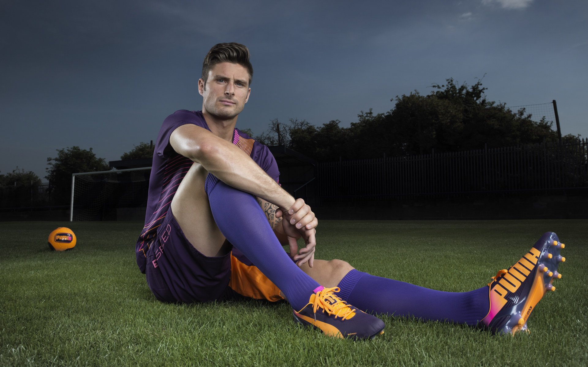 绿茵场与乒乓台的双重奏，德国战车力克瑞典，张本智和率队奏凯